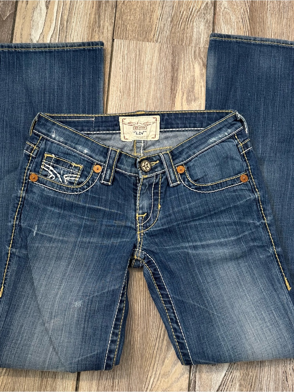 Big Star Women's Blue Boot Cut Jeans - Medium Wash